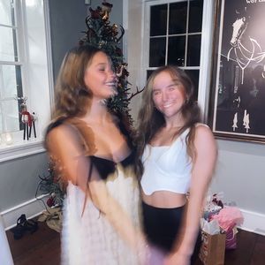 Meet your Posher, Preslee